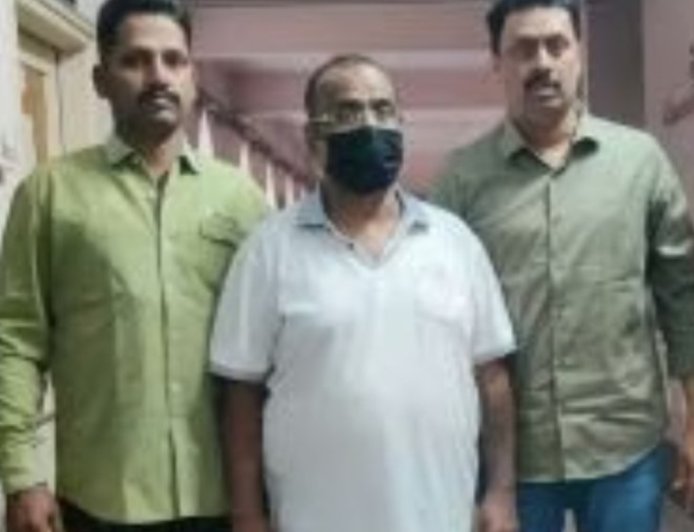 बिगड़े काम बनवाने के नाम पर महिलाओं को फंसाता था ‘भोंदू बाबा’ गैंग!