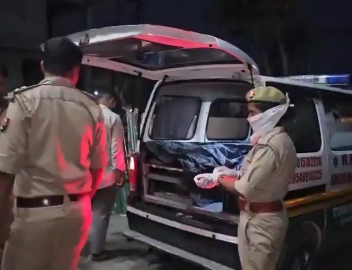 बुलंदशहर के होटल में युवती की संदिग्ध मौत, युवक गंभीर हालत में अस्पताल में भर्ती
